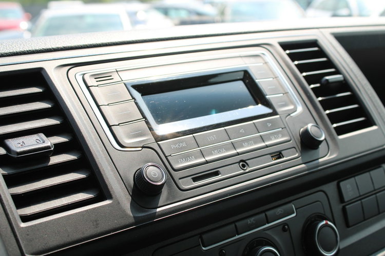 Volkswagen Transporter L2H1 Vat-1 F-vat Salon Polska Gwarancja zdjęcie 12