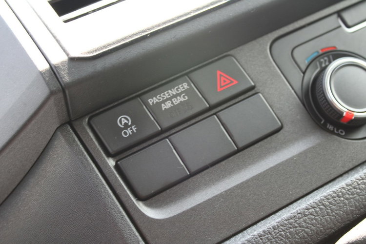 Volkswagen Transporter L2H1 Vat-1 F-vat Salon Polska Gwarancja zdjęcie 14