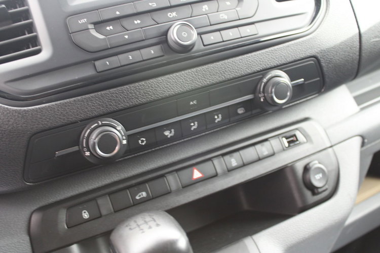 Toyota ProAce D4D 120KM MEDIUM F-vat Salon Polska zdjęcie 21