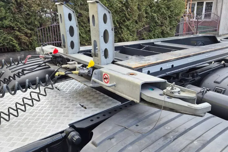 Wielton Podkontenerowa zdjęcie 7