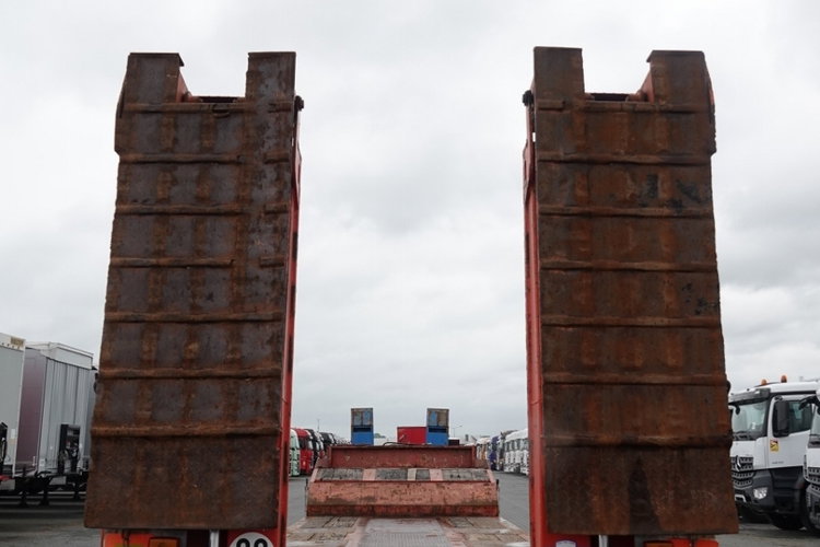 Kaiser LAWETA NISKOPODWOZIOWA / DMC :  72 000 KG / 4 OSIE / OŚ SKRETNA / SPROWADZONA zdjęcie 14