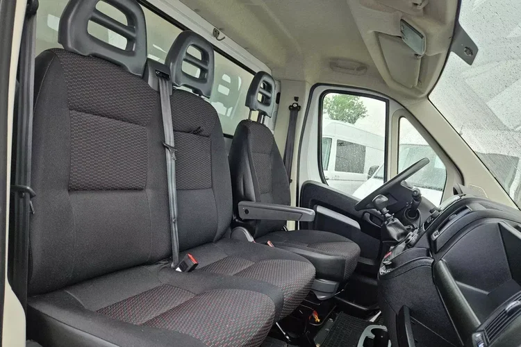 Peugeot boxer Kontener 8 ePAL 74900zł NETTO 2.2 HDi/165KM zdjęcie 27