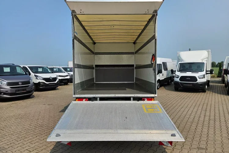 Renault Master Kontener 8 ePAL 72999zł NETTO 2.3dCi/131KM zdjęcie 12