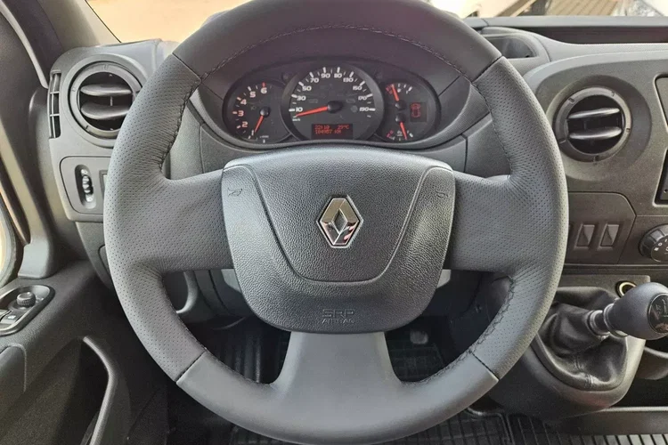 Renault Master Kontener 8 ePAL 72999zł NETTO 2.3dCi/131KM zdjęcie 21