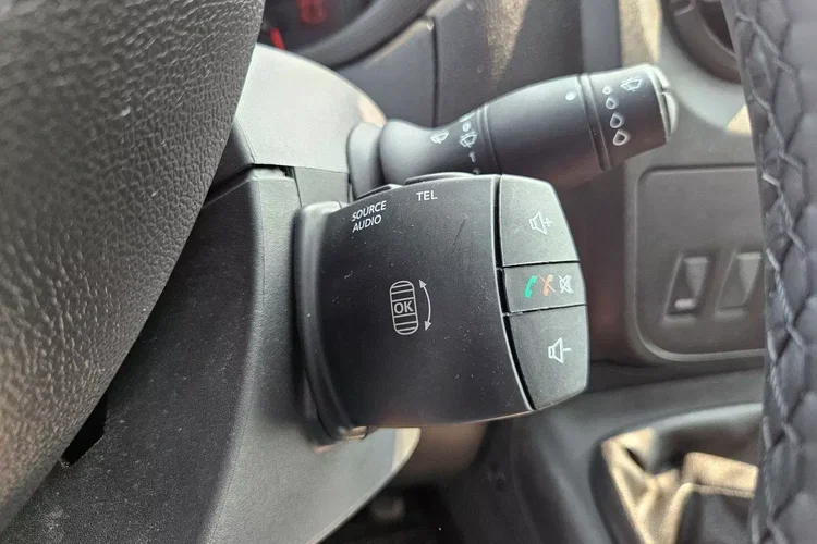 Renault Master Kontener 8 ePAL 72999zł NETTO 2.3dCi/131KM zdjęcie 22