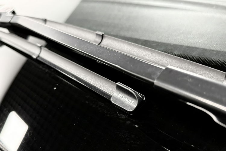 Renault Scenic 1.6 DCi 160KM INITIALE PARIS BOSE Komfort MASAŻ KeyLess Alu 20 HeadUp zdjęcie 10