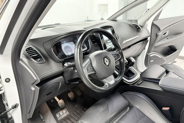 Renault Scenic 1.6 DCi 160KM INITIALE PARIS BOSE Komfort MASAŻ KeyLess Alu 20 HeadUp zdjęcie 44