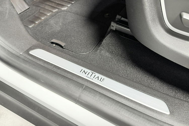 Renault Scenic 1.6 DCi 160KM INITIALE PARIS BOSE Komfort MASAŻ KeyLess Alu 20 HeadUp zdjęcie 48