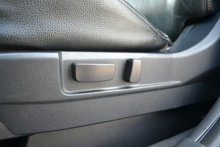 Citroen C4 Aircross Nawigacja Podgrz. fotele Xenon Serwis LED KeylessGo zdjęcie 18