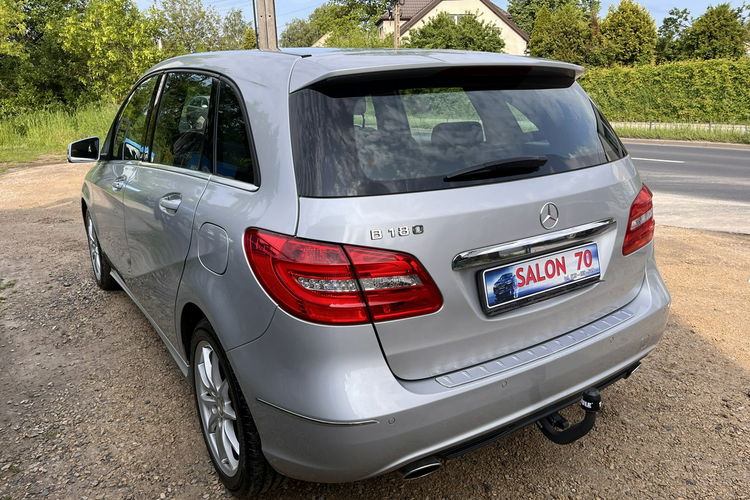 Mercedes B 180 1.6 1wł Klima Grzane Skóry Alu Navi Stan IDEALNY Bezwypadk Opłacony zdjęcie 11