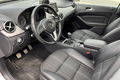 samochód osobowy Mercedes zdjęcie 19