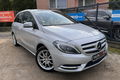samochód osobowy Mercedes zdjęcie 3