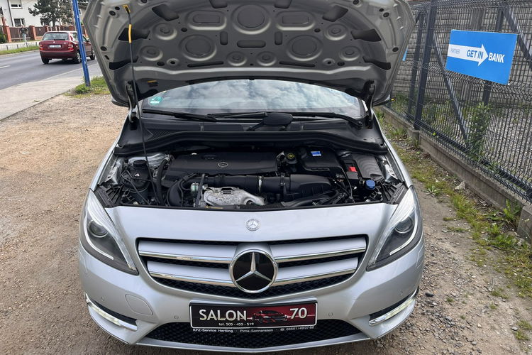Mercedes B 180 1.6 1wł Klima Grzane Skóry Alu Navi Stan IDEALNY Bezwypadk Opłacony zdjęcie 37