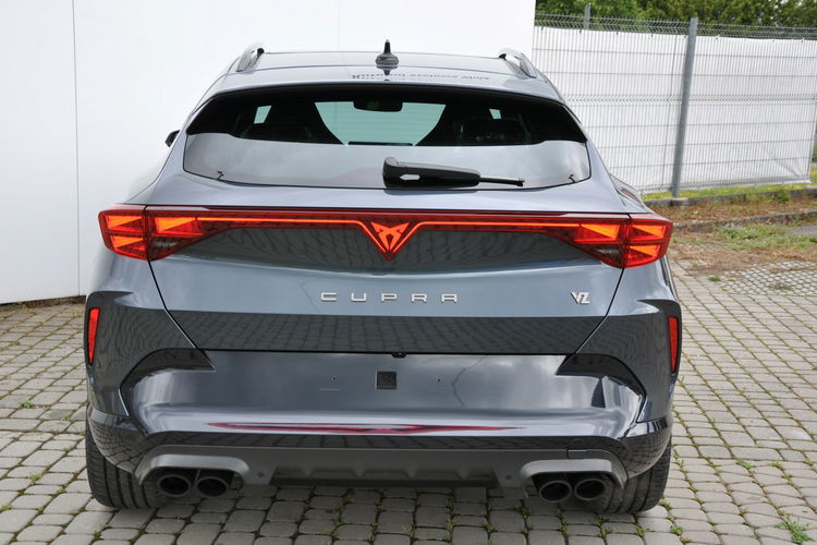 Cupra Formentor 2.0TSI 333KM VZ 4Drive Panorama El.Klapa Kamera Matrix Nowy Gwar. Deal zdjęcie 5