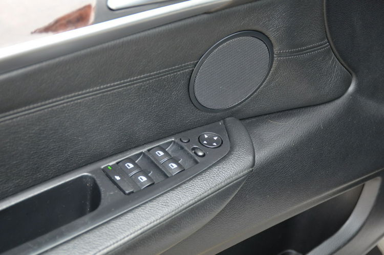 BMW X5 4.8i V8 355KM M-Pakiet Panorama Kamera Wentyle Logic7 7-OS. zdjęcie 20