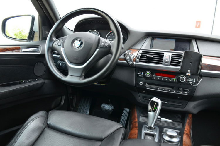 BMW X5 4.8i V8 355KM M-Pakiet Panorama Kamera Wentyle Logic7 7-OS. zdjęcie 33
