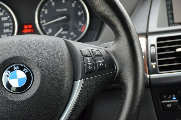 BMW X5 4.8i V8 355KM M-Pakiet Panorama Kamera Wentyle Logic7 7-OS. zdjęcie 40
