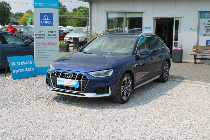 samochód osobowy Audi zdjęcie 1