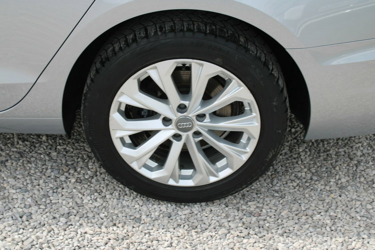 Audi A4 S-Tronic Led netto 65 772 PLN F-vat Salon Polska zdjęcie 9
