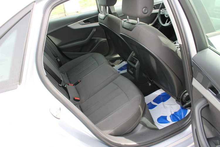 Audi A4 S-Tronic Led netto 65 772 PLN F-vat Salon Polska zdjęcie 26
