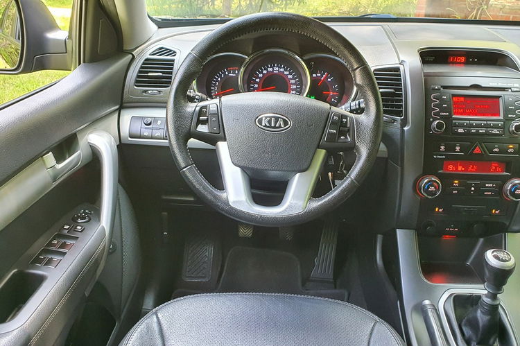 Kia Sorento 2.4 CVVT 174KM # Full Opcja # Panorama # Xenon # Skóra # Super Stan zdjęcie 17
