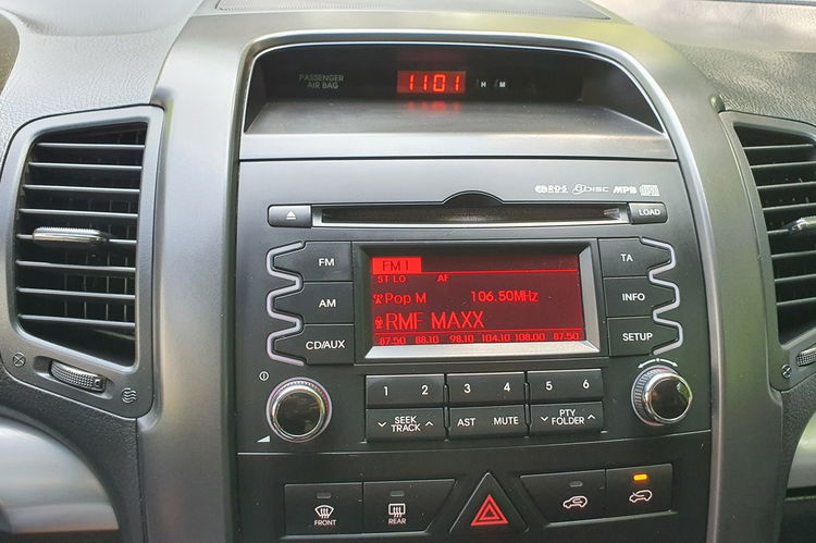 Kia Sorento 2.4 CVVT 174KM # Full Opcja # Panorama # Xenon # Skóra # Super Stan zdjęcie 22