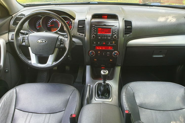 Kia Sorento 2.4 CVVT 174KM # Full Opcja # Panorama # Xenon # Skóra # Super Stan zdjęcie 5