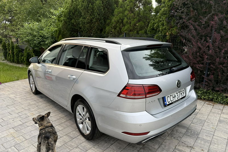 samochód osobowy Volkswagen zdjęcie 1