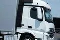 samochód ciężarowy Mercedes zdjęcie 27