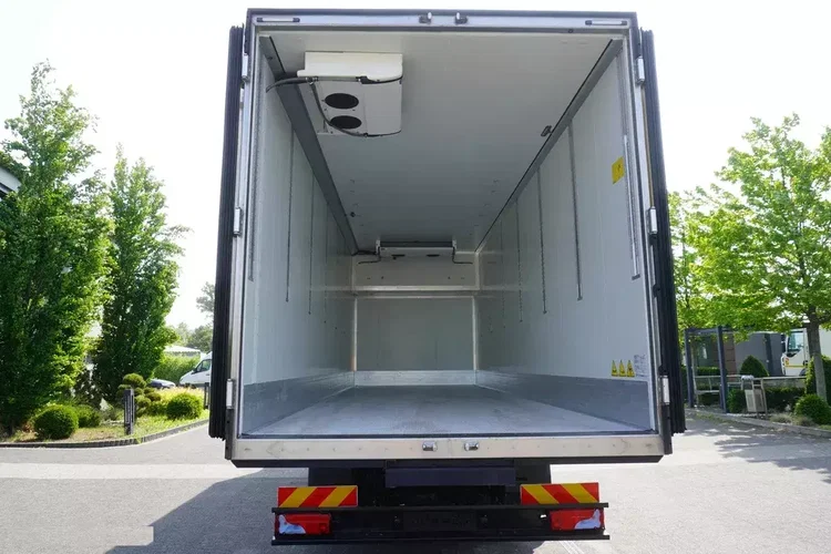 MAN TGX 26.470 / 2022 / Chłodnia Krone 40 EPAL Multitemperatura Dopplestock / Carrier Supra 950 MT zdjęcie 3