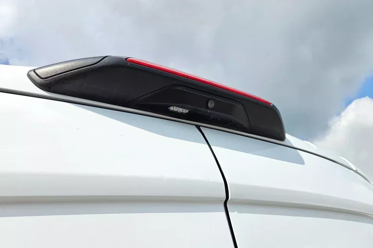 Ford transit L3H2 69999zł NETTO 2.0TdCi/131KM zdjęcie 13