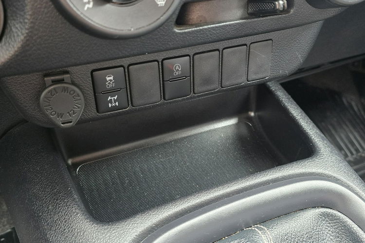 Toyota Hilux 2.4 D-4D 150KM 4x4 / Salon PL I-właściciel zdjęcie 16