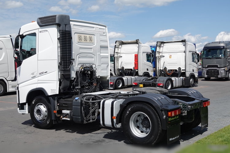 Volvo FH 500 / NISKA KABINA / HYDRAULIKA / PO KONTRAKCIE SERWISOWYM zdjęcie 8