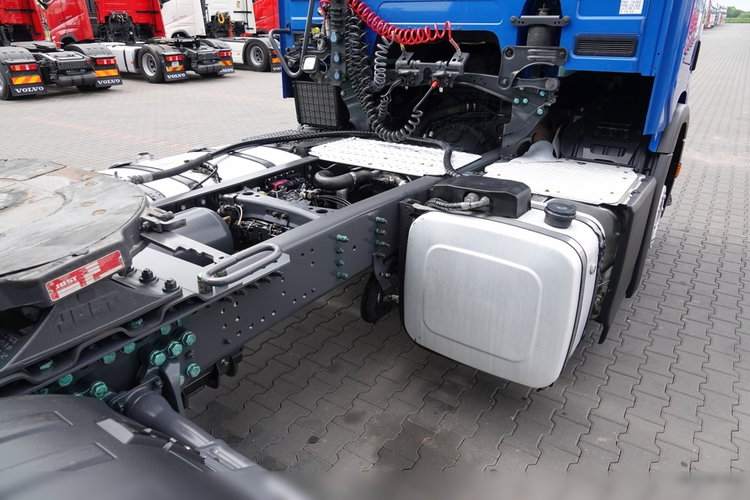 Scania R 450 / RETARDER / HYDRAULIKA / ADR AT / KLIMA POSTOJOWA / ALUFELGI / 2021 ROK / PO KONTRAKCIE SERWISOWYM zdjęcie 17