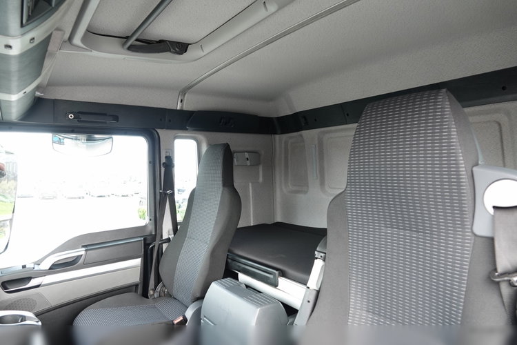 MAN TGS 18.480 / HYDRAULIKA / RETARDER / NISKA KABINA  / PO KONTRAKCIE SERWISOWYM zdjęcie 27