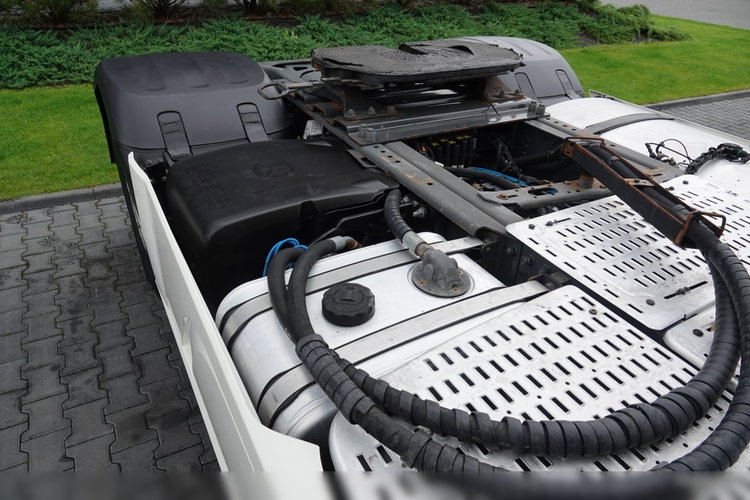 DAF XF 530 / RETARDER / KLIMA POSTOJOWA / HYDRAULIKA dwuobwodowa  / PO KONTRAKCIE SERWISOWYM zdjęcie 18