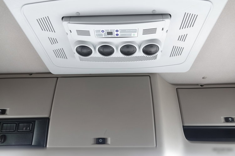 DAF XF 530 / RETARDER / KLIMA POSTOJOWA / HYDRAULIKA dwuobwodowa  / PO KONTRAKCIE SERWISOWYM zdjęcie 35