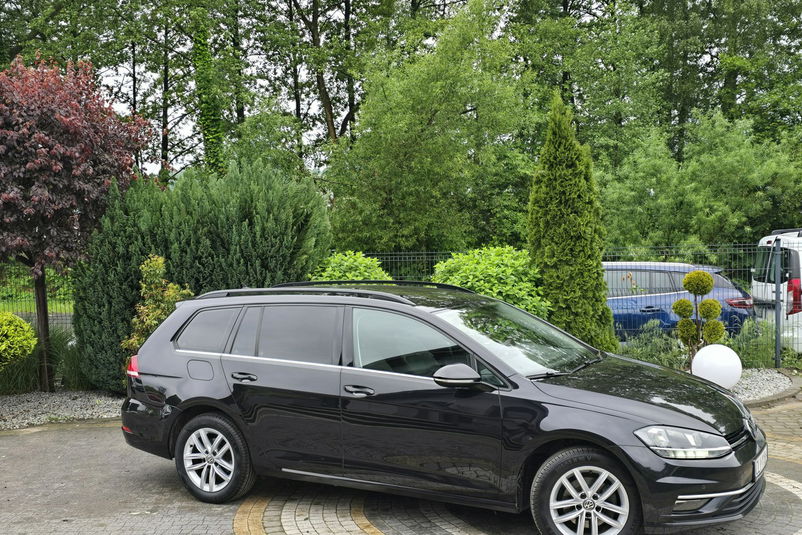 samochód osobowy Volkswagen zdjęcie 1