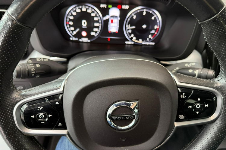 Volvo XC 60 XC60 Momentum, Bezwypad., Bogato WYPOSAŻONY, Harman Kardon, zdjęcie 19