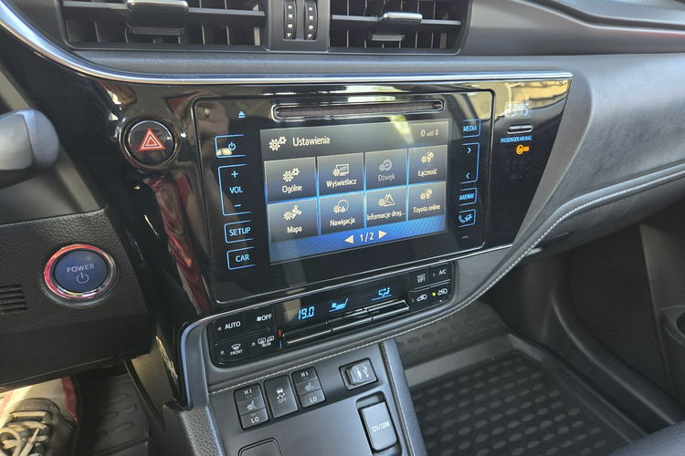 Toyota Auris 1.8 HSD 136KM Kamera Bezwypadkowy zdjęcie 12
