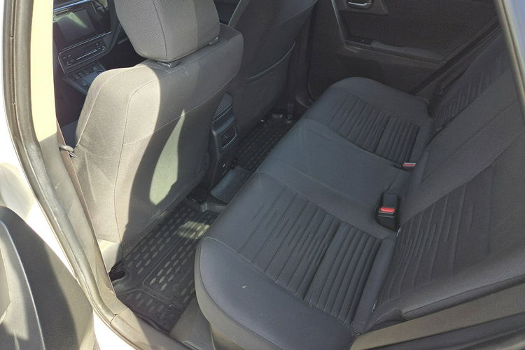 Toyota Auris 1.8 HSD 136KM Kamera Bezwypadkowy zdjęcie 17