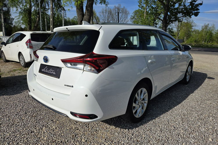 Toyota Auris 1.8 HSD 136KM Kamera Bezwypadkowy zdjęcie 4