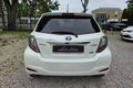 samochód osobowy Toyota zdjęcie 5
