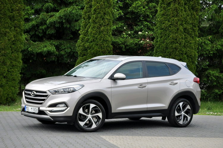 Hyundai Tucson 1.7CRDi(141KM) Led Navi Kamera BLS Grzana Kierowni Asys.Pasa Alu19"ASO zdjęcie 11