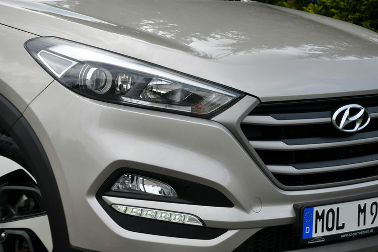 Hyundai Tucson 1.7CRDi(141KM) Led Navi Kamera BLS Grzana Kierowni Asys.Pasa Alu19"ASO zdjęcie 12
