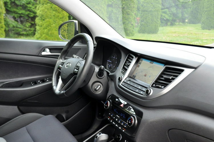 Hyundai Tucson 1.7CRDi(141KM) Led Navi Kamera BLS Grzana Kierowni Asys.Pasa Alu19"ASO zdjęcie 18