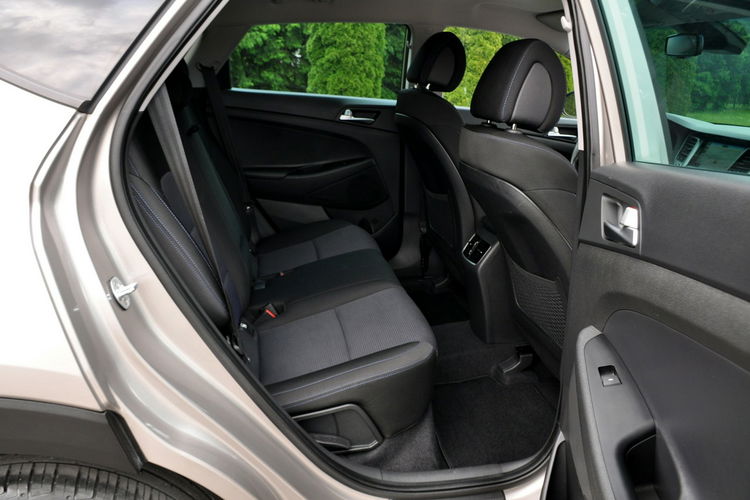 Hyundai Tucson 1.7CRDi(141KM) Led Navi Kamera BLS Grzana Kierowni Asys.Pasa Alu19"ASO zdjęcie 19