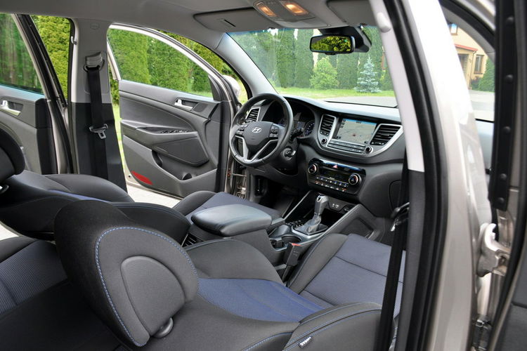 Hyundai Tucson 1.7CRDi(141KM) Led Navi Kamera BLS Grzana Kierowni Asys.Pasa Alu19"ASO zdjęcie 23