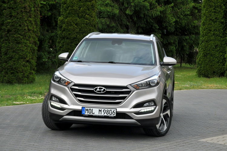 Hyundai Tucson 1.7CRDi(141KM) Led Navi Kamera BLS Grzana Kierowni Asys.Pasa Alu19"ASO zdjęcie 8