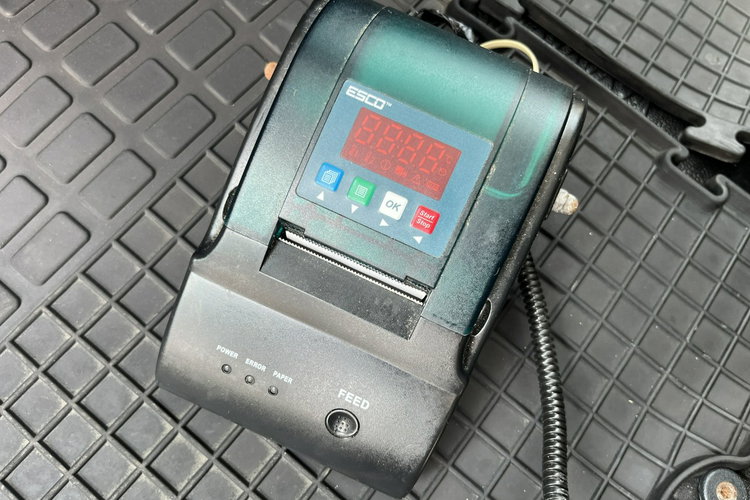 Iveco Daily 70C18 Winda-1_tona Mroźnia -32 C/+32 C Chłodnia +230V DrukarkaTemperat zdjęcie 21